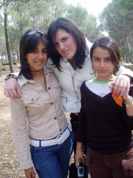 cris y cris y ana las wapas  os quiero